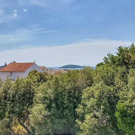 1 Bedroom Amazing Apartment In Sibenik شقة شيبينيك