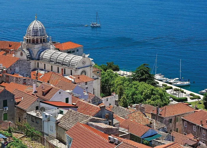 1 Bedroom Amazing Apartment In Sibenik Appartement *